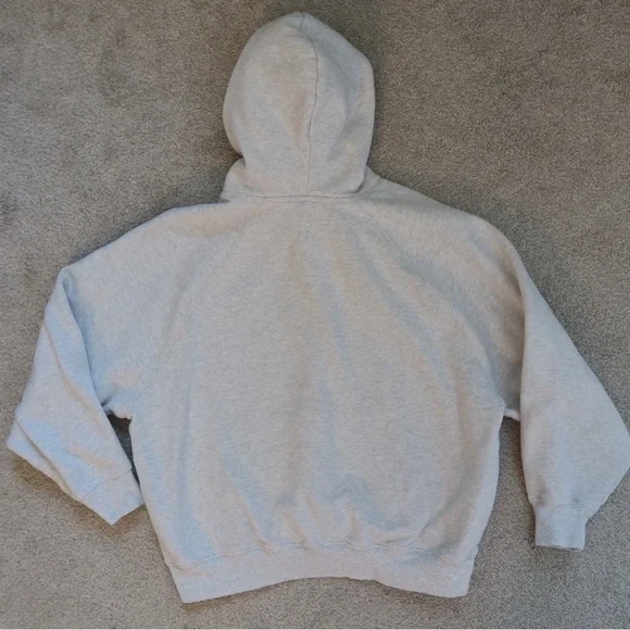 🤍 Aritzia Cozy Sweatfleece Mega Raglan Hoodie – Heather Cloud White (Size S) 🤍 - Picture 4 of 4